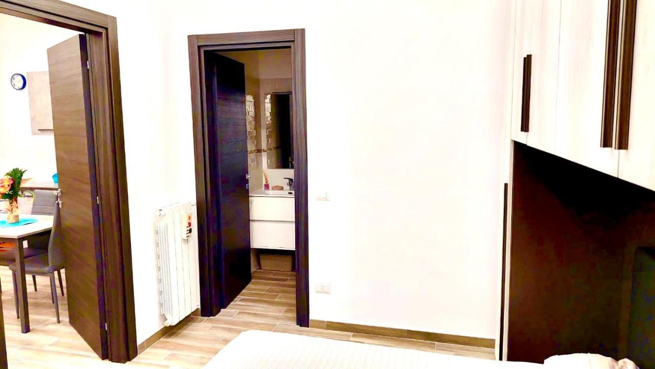 Holiday Home Roma Lacasadivalentina ภายนอก รูปภาพ