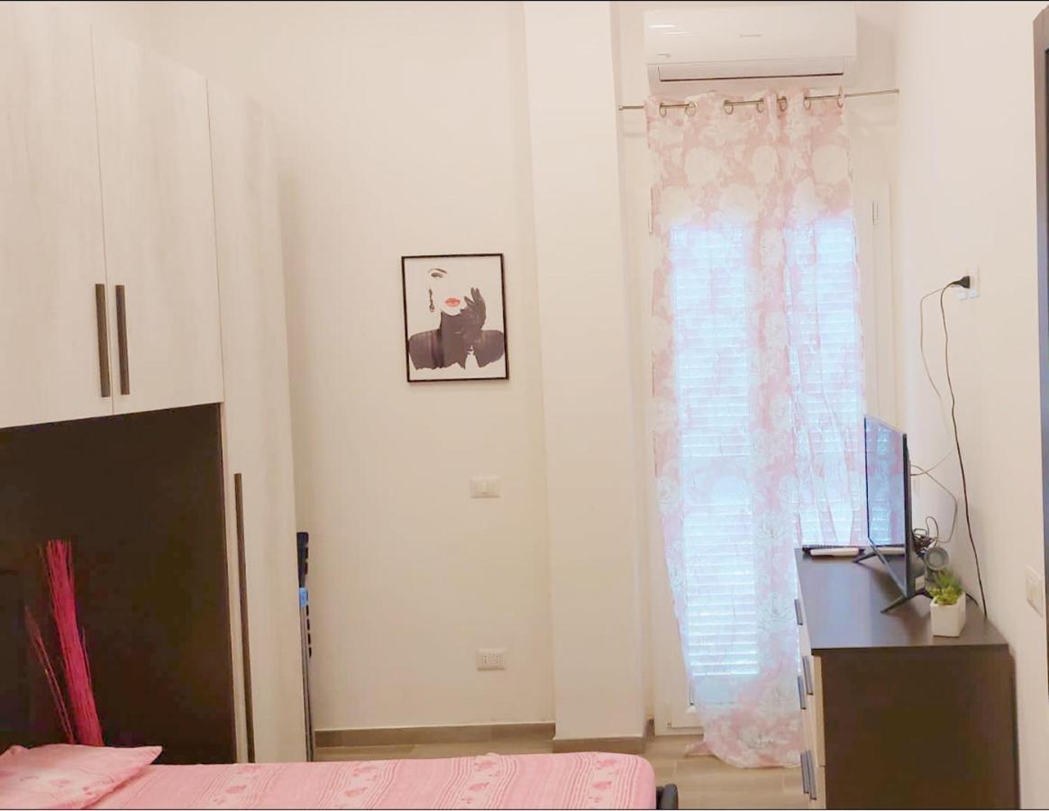 Holiday Home Roma Lacasadivalentina ภายนอก รูปภาพ